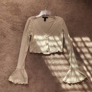 Forever 21 Flared Sleeves Crop Top